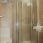 Ayala 3*